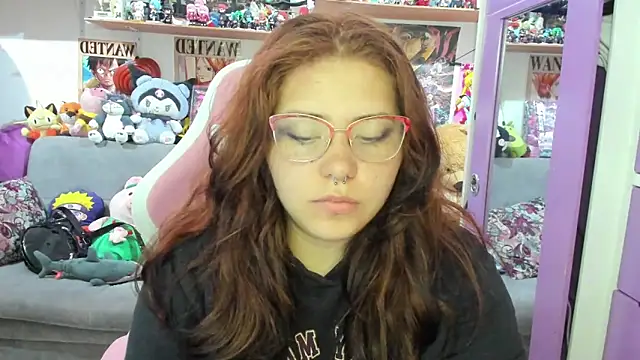 soficammy online show from December 14, 2025, 11:31 pm