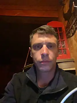 DillPie online show from November 11, 2025, 7:52 am