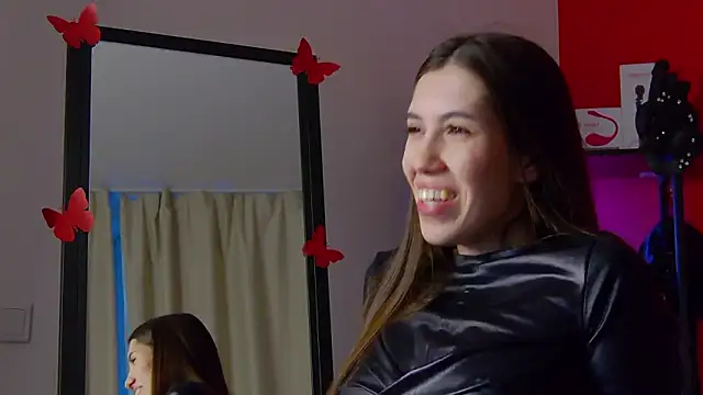 Snapshot of SweetySonya chatting on February 3, 2026, 6:40 am SweetySonya online show from February 3, 2026, 6:40 am