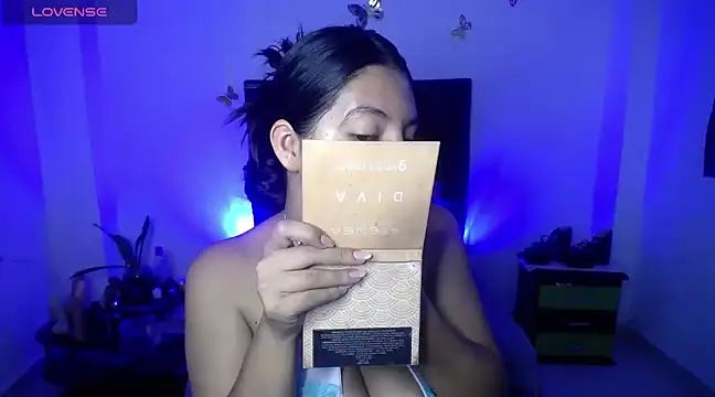 Snapshot of susan_smith18 chatting on March 7, 2025, 1:29 pm susan smith18 online show from March 7, 2025, 1:29 pm