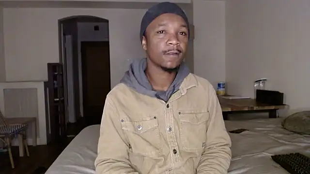 Snapshot of Letgeti chatting on September 15, 2025, 6:57 am Letgeti online show from September 15, 2025, 6:57 am