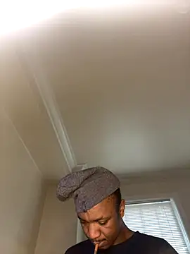 Snapshot of Letgeti chatting on November 1, 2025, 10:12 pm Letgeti online show from November 1, 2025, 10:12 pm