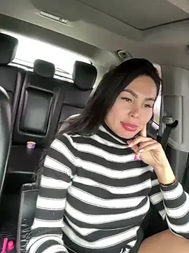 nelumbonucifera online show from February 14, 2025, 12:47 pm