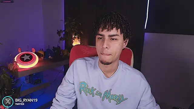 Snapshot of bigryann23 chatting on September 21, 2025, 2:24 am bigryann23 online show from September 21, 2025, 2:24 am